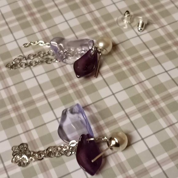 Home made/handmade Metal Dangle Stud Earrings with Acrylic Petals #67 - Picture 2 of 12